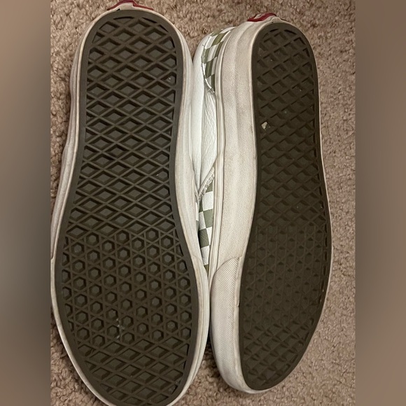 Vans - Picture 2 of 2